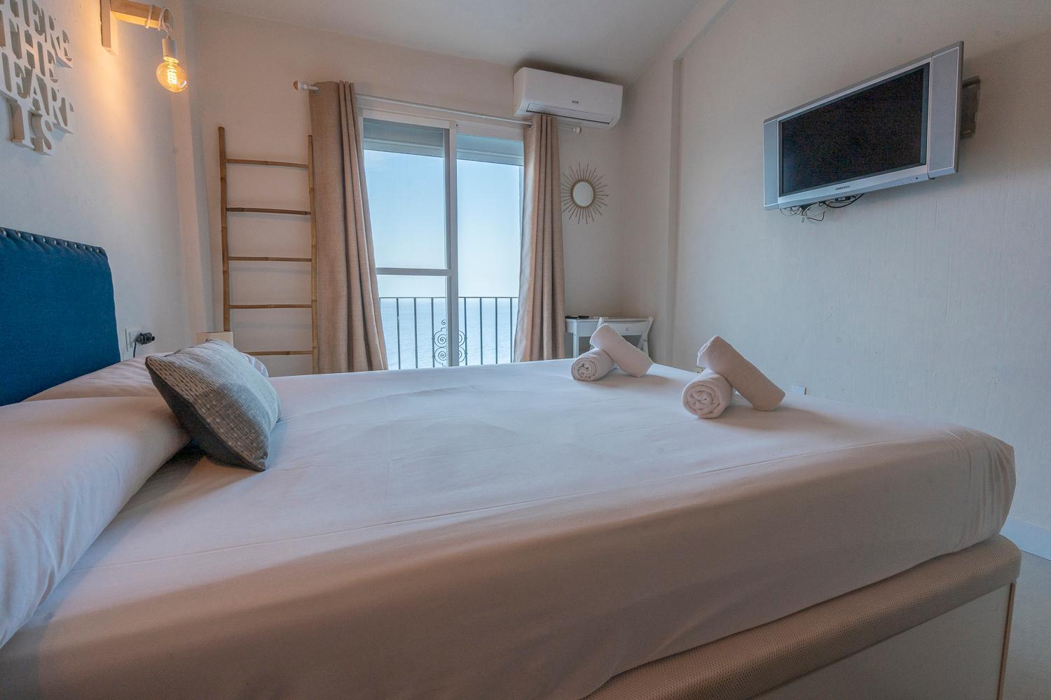 Pueblo Acantilado Sea View El Campello Bagian luar foto