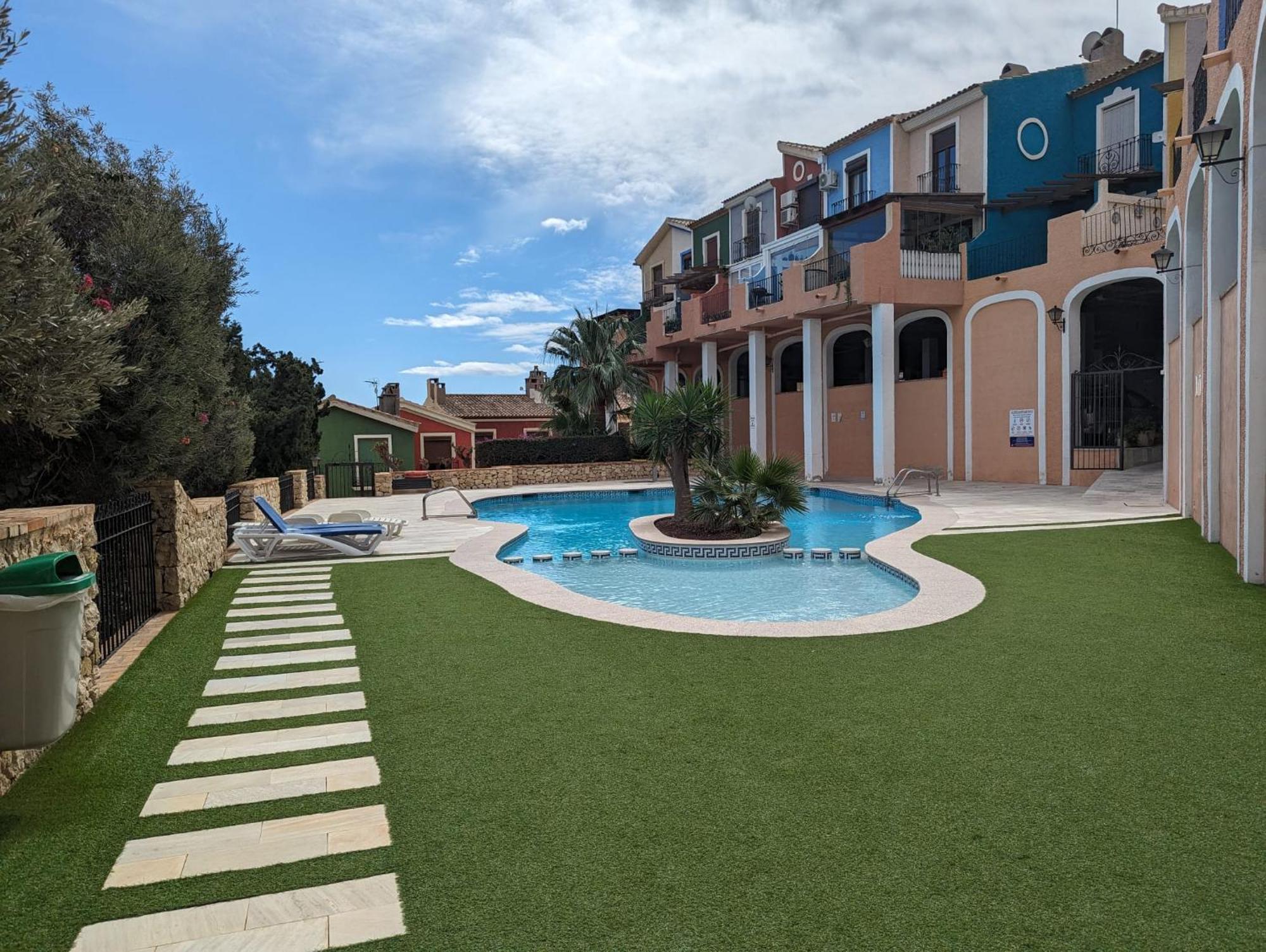 Pueblo Acantilado Sea View El Campello Bagian luar foto
